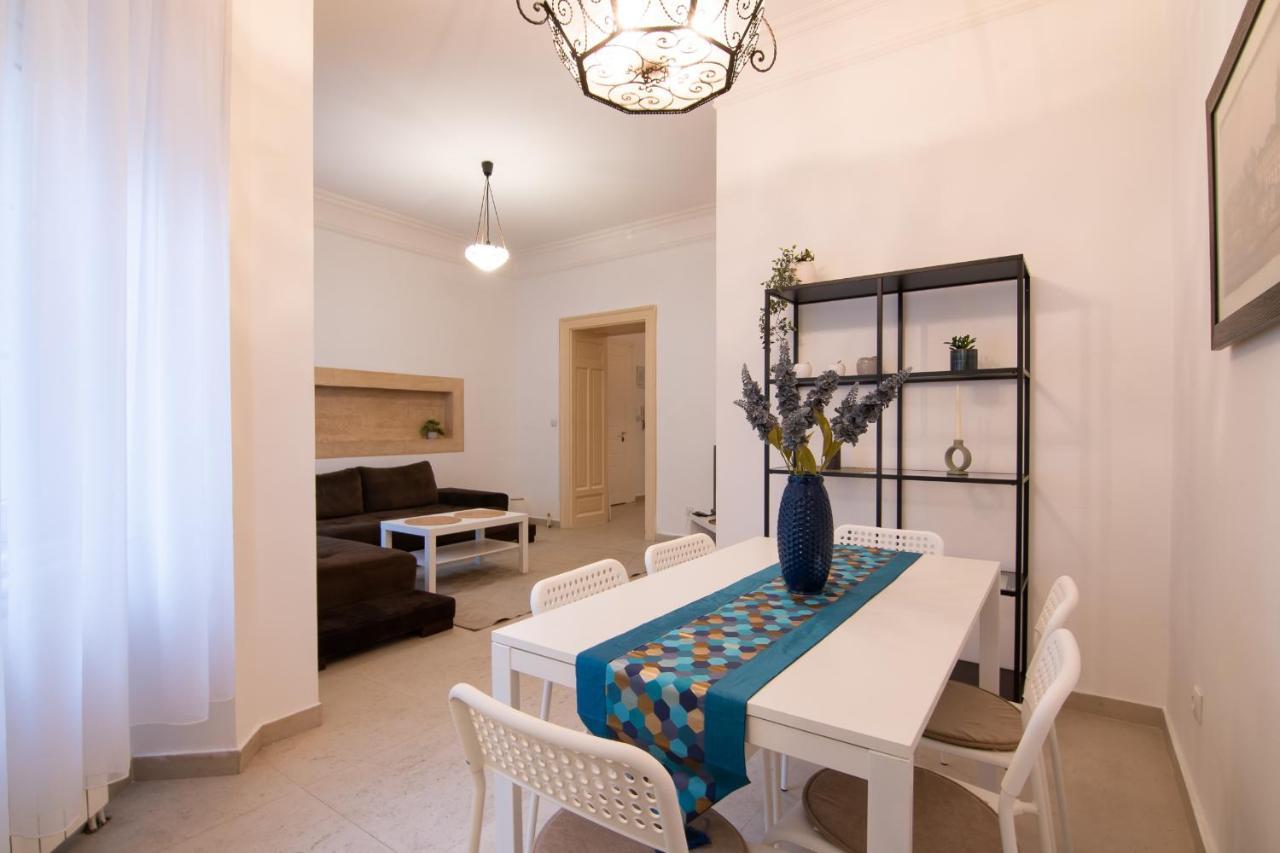 Sweet House Republic Apartman Belgrád Kültér fotó